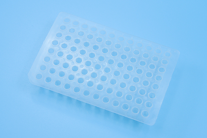 لوحة PCR
