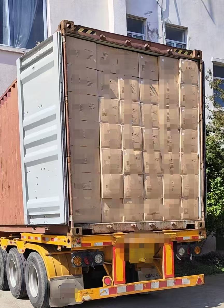 2،400،000 قفاز تم تصديره إلى قيرغيزستان